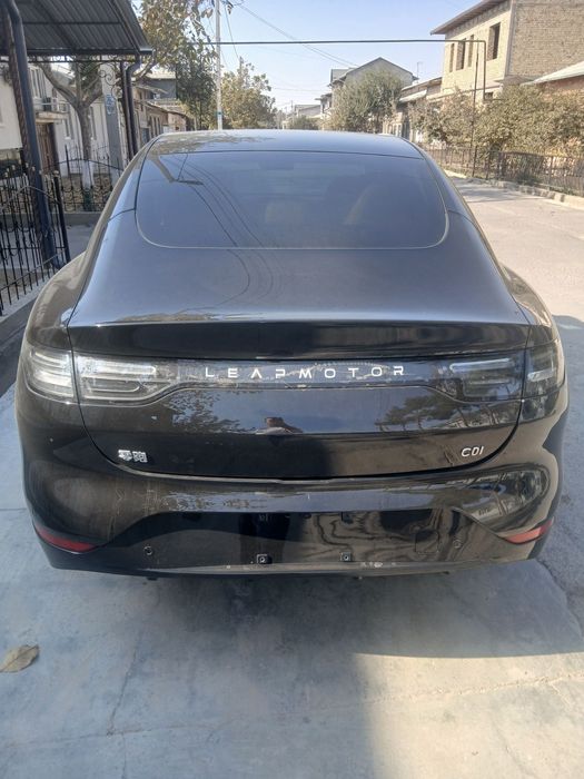 Leapmotor c01 ev 525 black