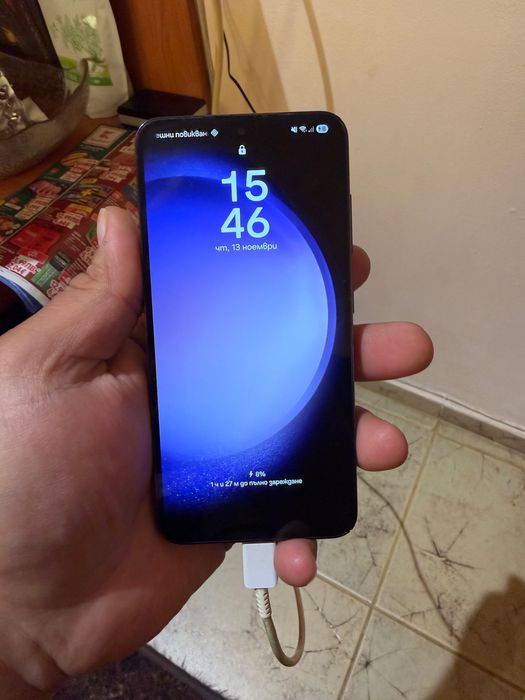 Samsung s23 перфектен