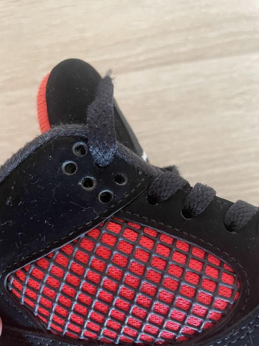 Jordan 4 Red Thunder