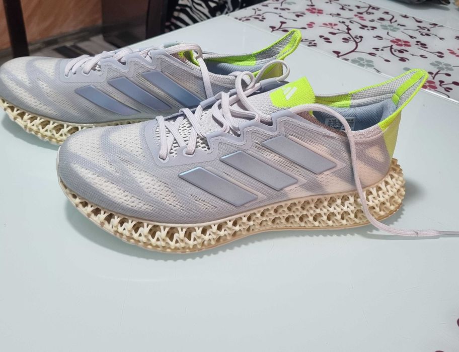 Обувки Adidas-4DFWD 3 running.Цвят:Сив