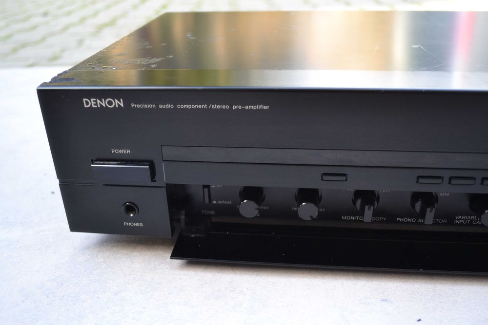Preamplificator Denon PRA 1100