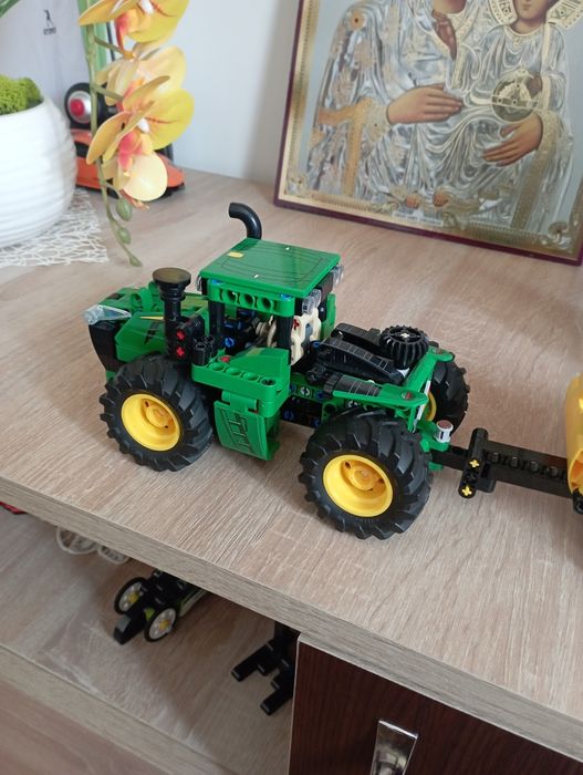 Tractor John Deere Lego construit