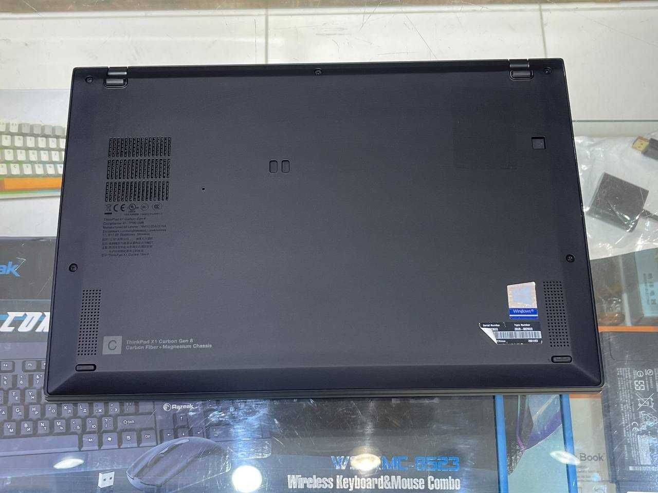 Lenovo ThinkPad X1 Carbon Gen 8 Core i7-10610U ram 16 ssd 256