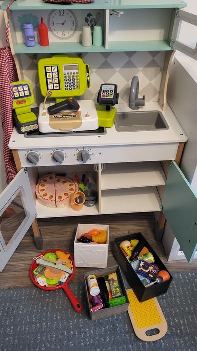 Bucatarie lemn copii si casa de marcat