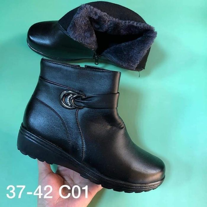 Incaltaminte imbracaminte