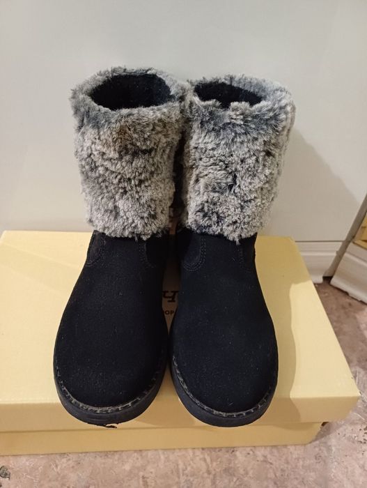 Сапожки для девочки