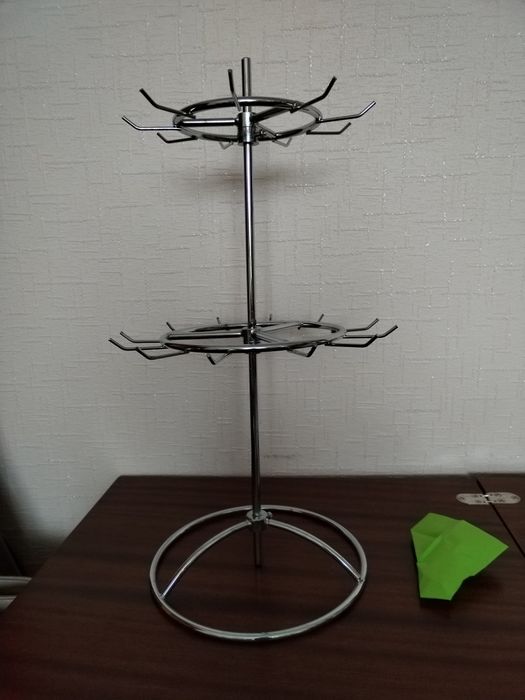 Стойка настольная для реализации мелкой продукции