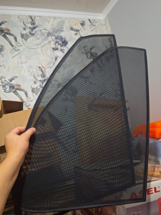 Продам шторку сеточный для ларгус