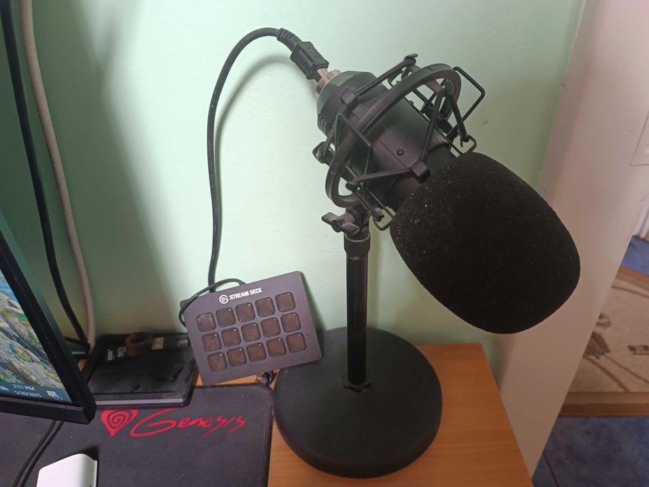 PC de vânzare +Monitor curbat 32