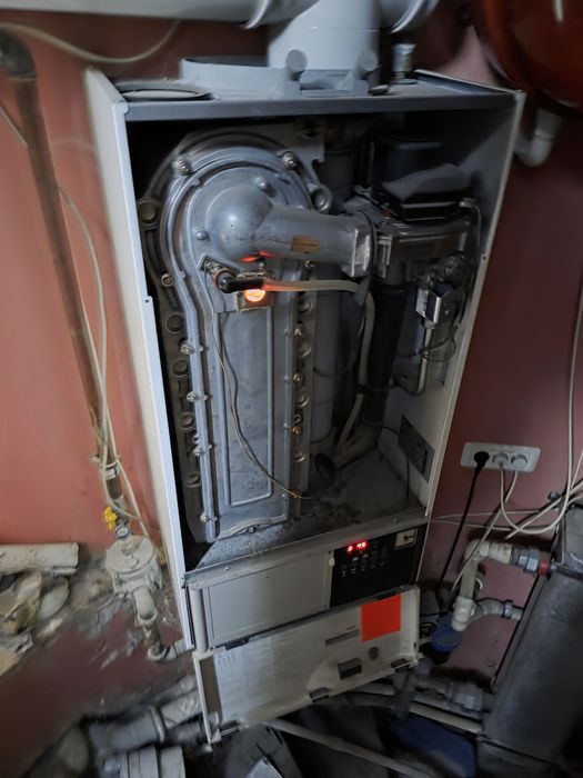 Centrală termică Junkers Cerapur pe gaz -65 kw