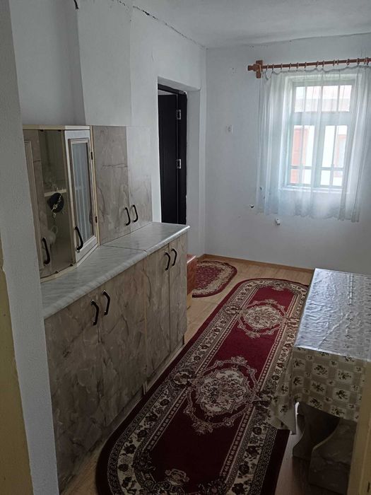 Vand casa cu garaj si fanar în comuna Teiu, sat Teiu Vale, jud. Argeș