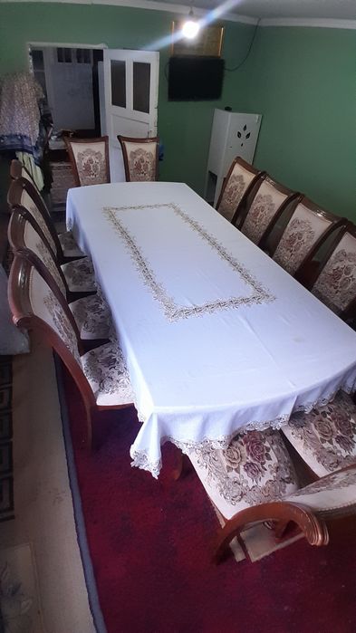 Стол стул сотилади