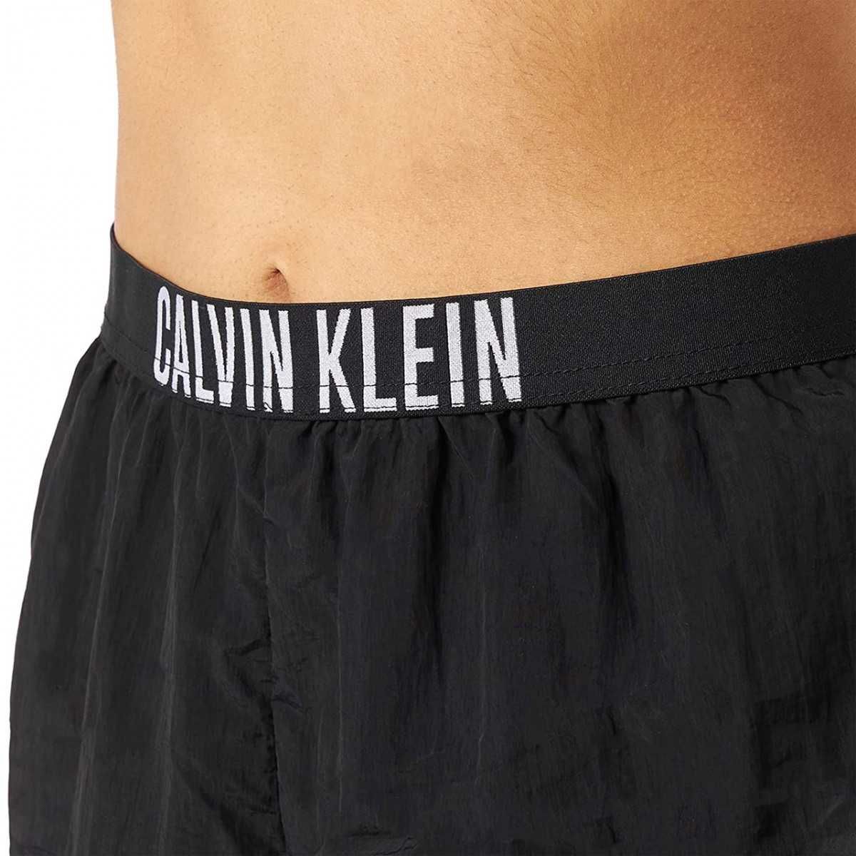 Calvin Klein тънки женски къси панталони къс панталон шорти М / L