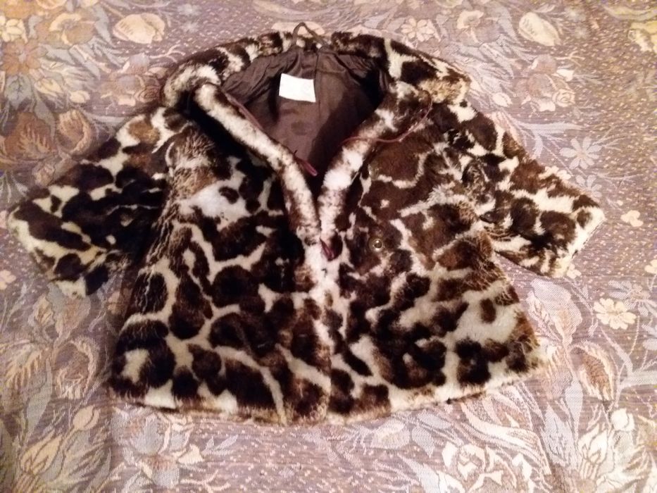 Шубка детская цигейковая на ребенка возрастом 2 годика