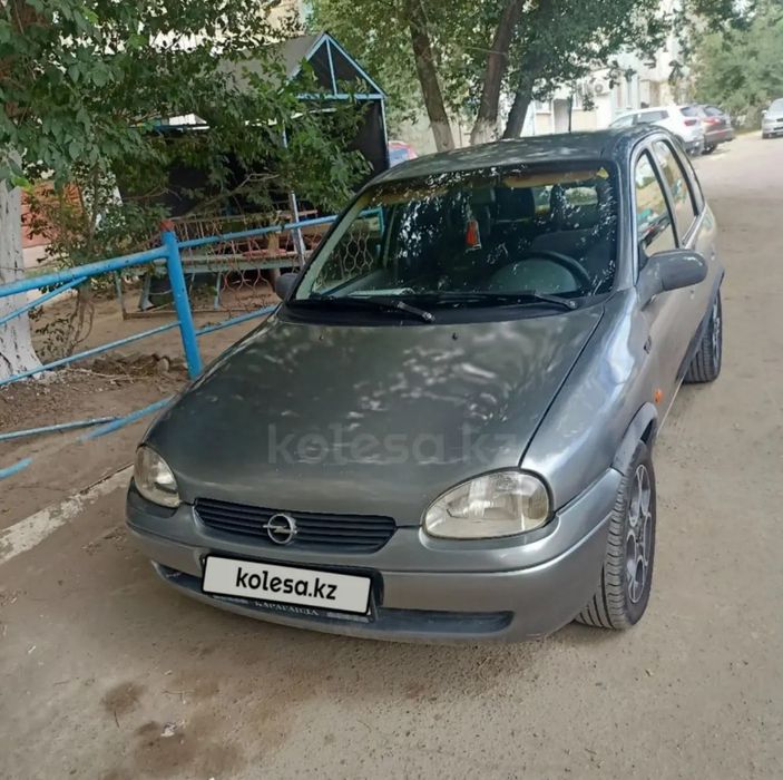 Продам машину Opel vita