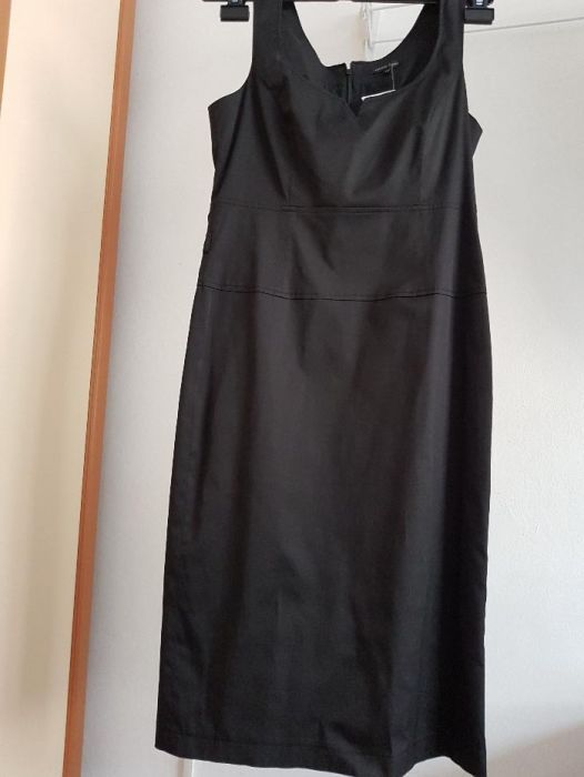 Официална черна рокля Andrews