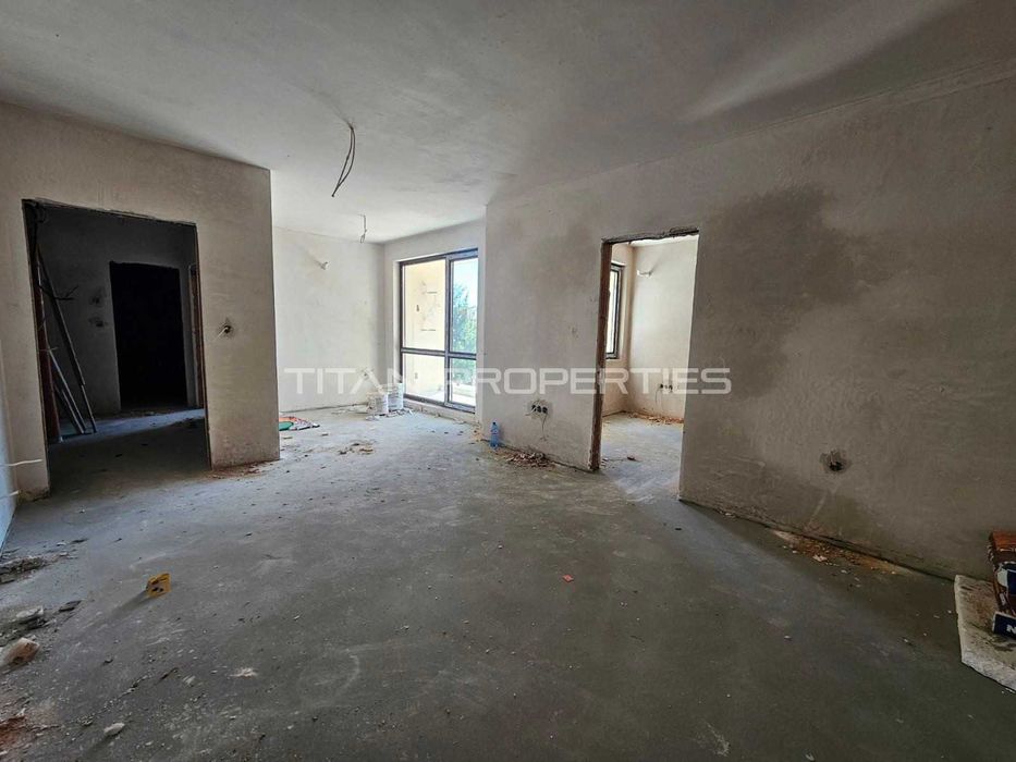 Продава се Тристаен апартамент в Варна, Автогара - 84 кв.м за 1370 €/кв.м - Снимка #1