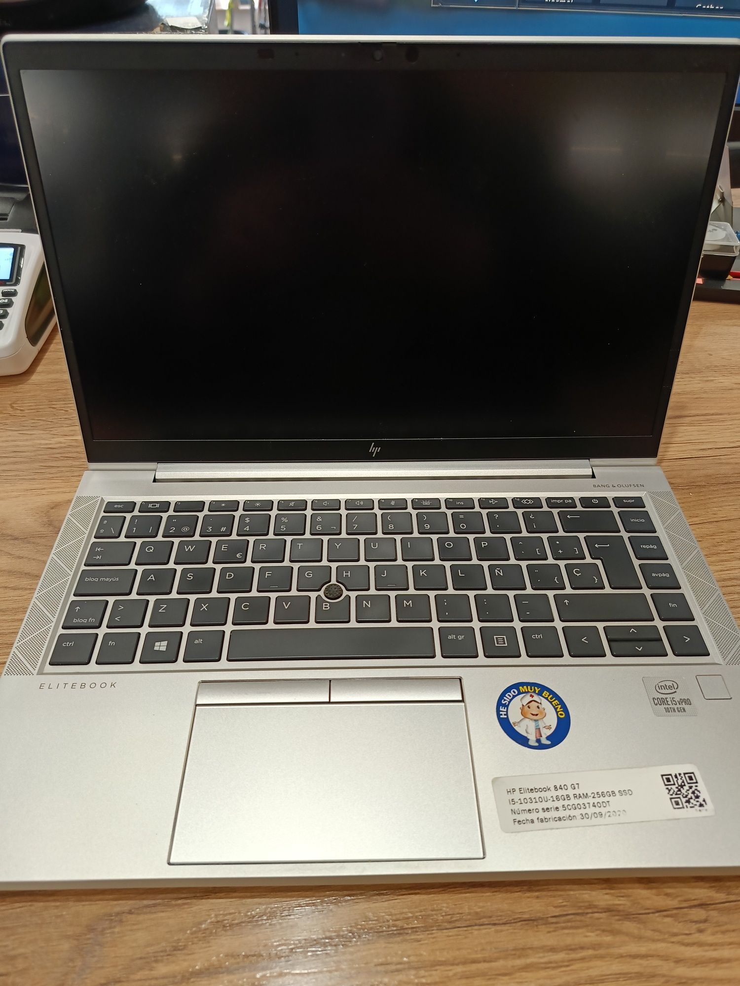 Лаптоп HP elitebook hsn-136c-4