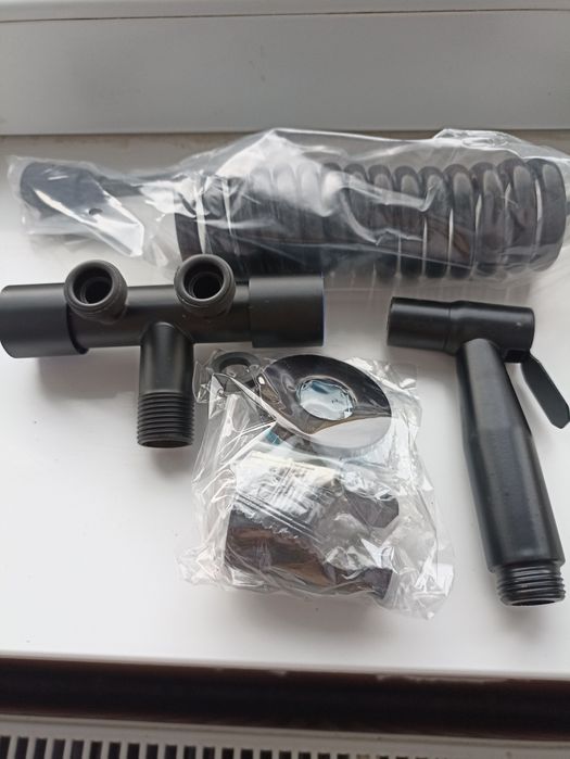 Dus igienic cu robinet cu 2 iesiri