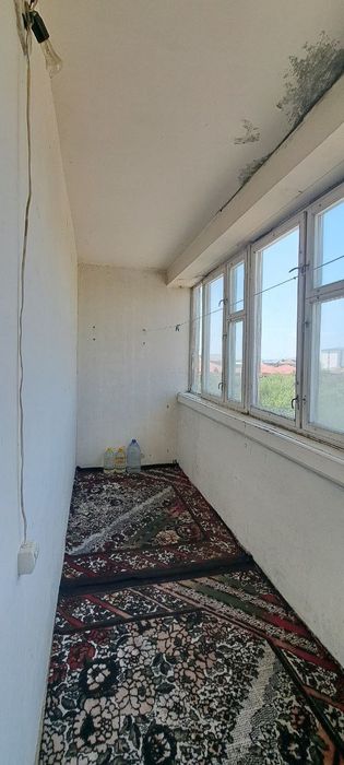 Zudlik bilan frunze massifda 3chi etaj 1xonali kvartira sotiladi