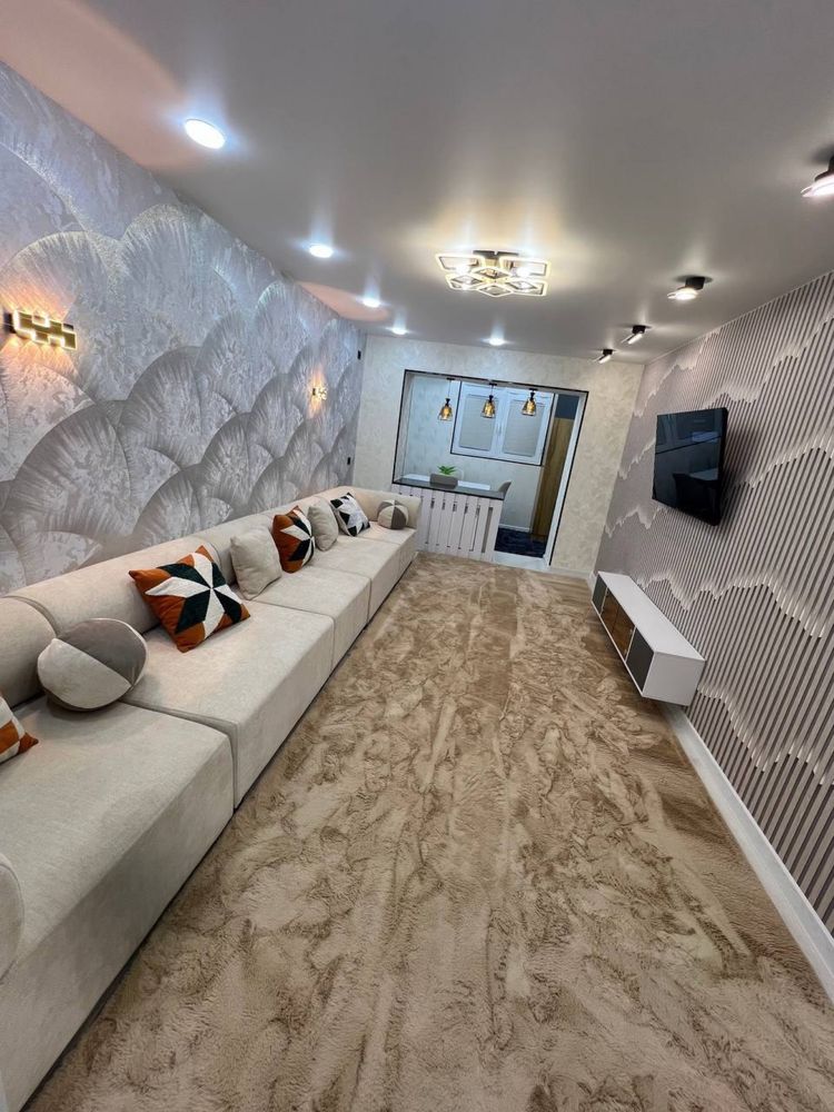 Чиланзар, 2в3-комн. евро-ремонт, 54м², 3/5 эт., метро Новза`