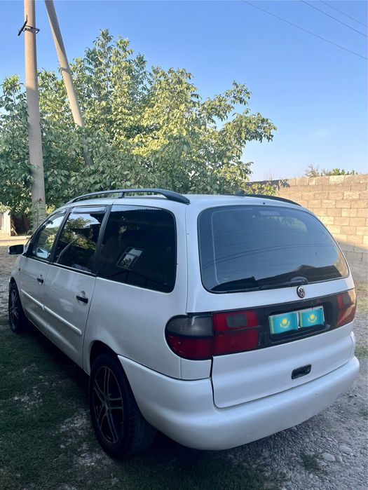 Продается Volkswagen Sharan