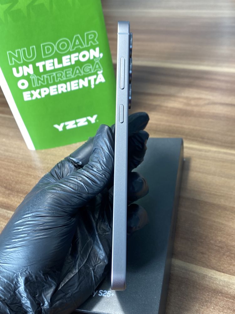 Samsung Galaxy S25+ Duos / Garanție 24 luni / 256 Gb / Ca nou |