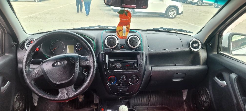 Lada Granta 2015