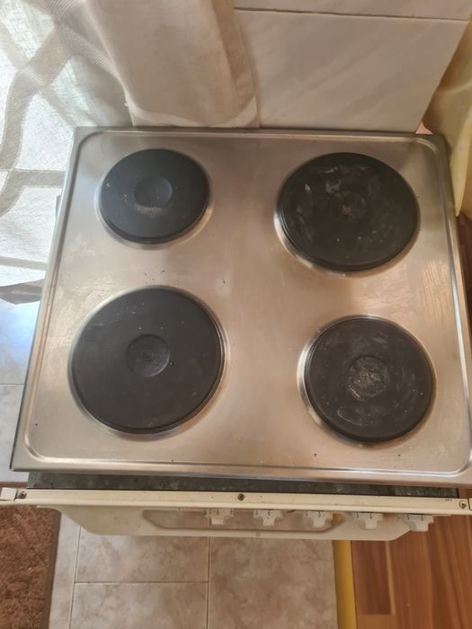 готварска печка с котлони  Zanussi