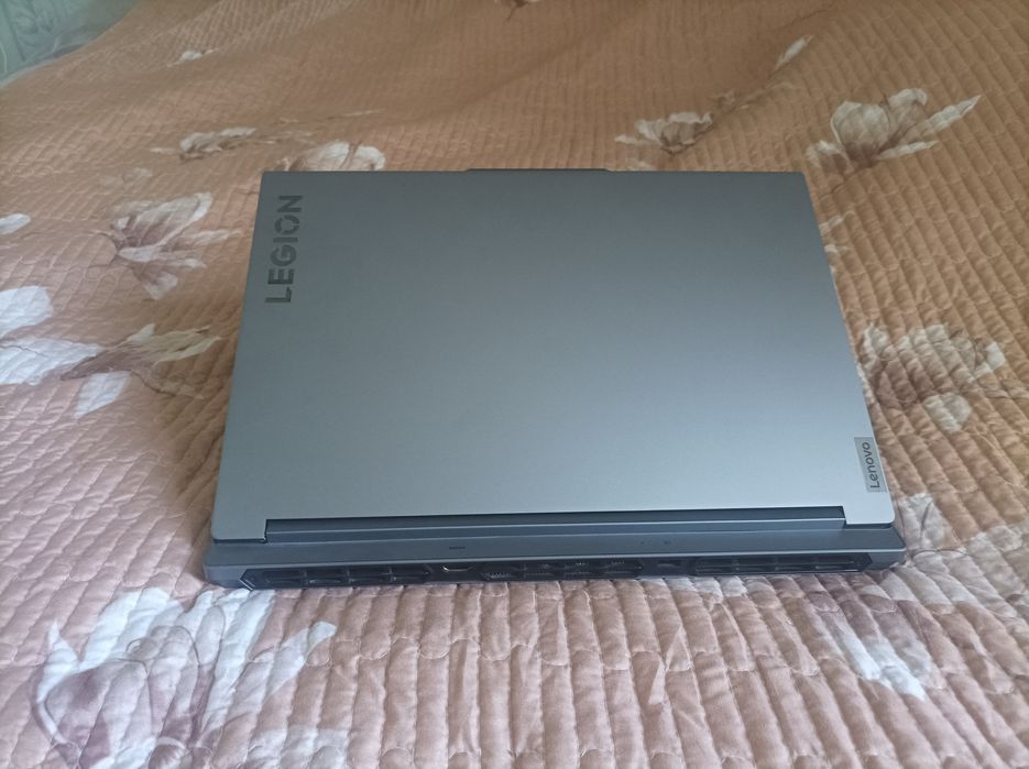 Lenovo legion 5 16irx9