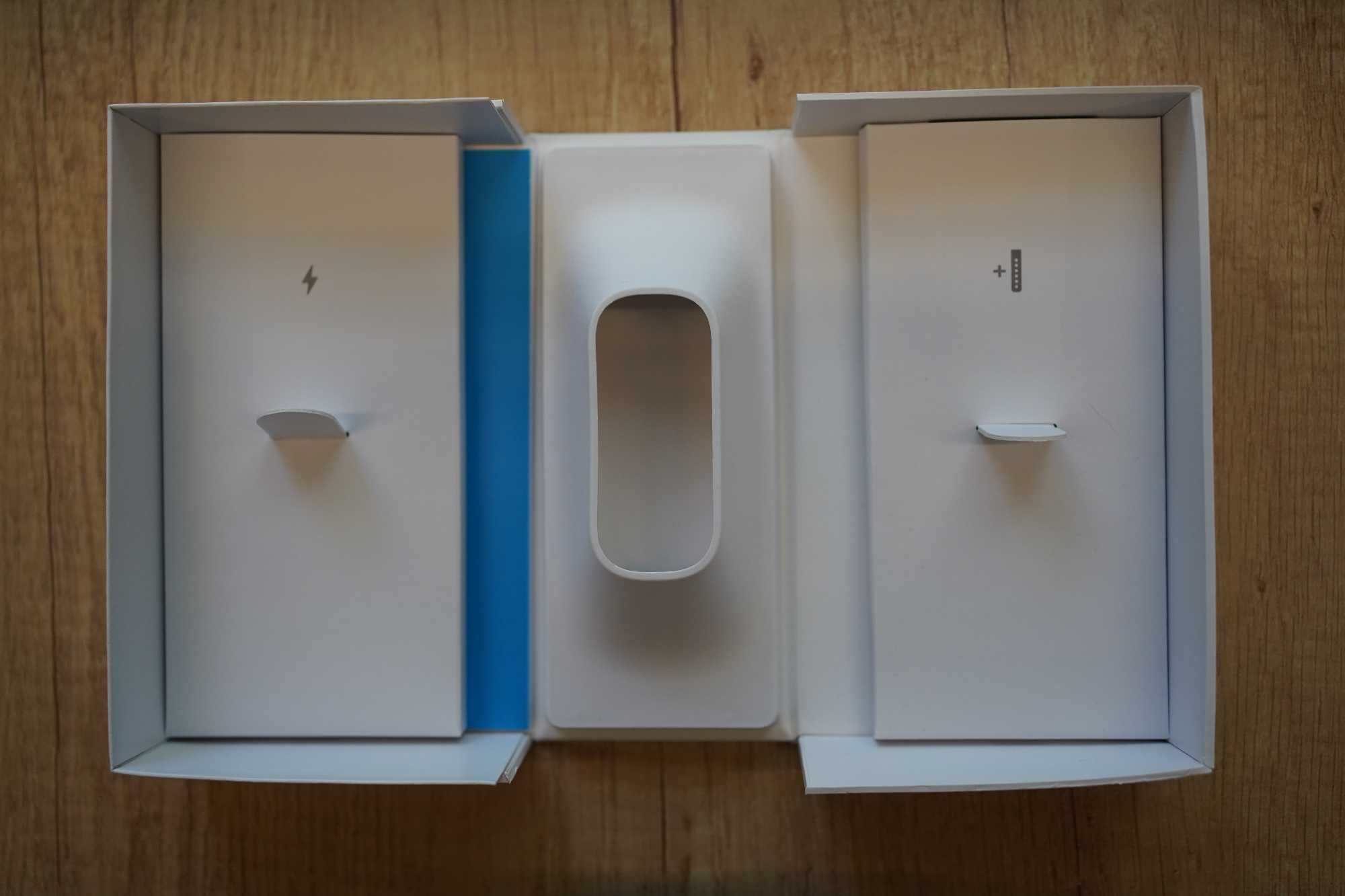 Google Pixel Watch 2 смарт часовник