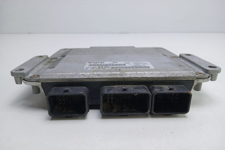 Calculator ECU   Bosch 0281011133 / 9647474680 Peugeot 807 prima gene