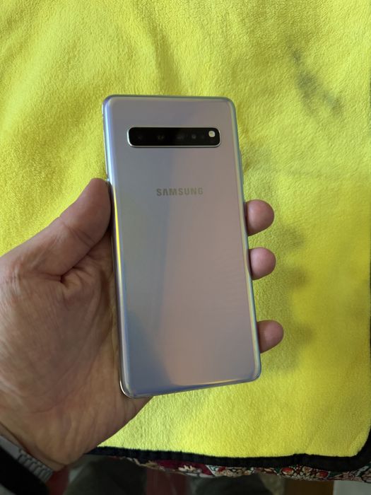 samsung s10+5g pamit 8.256g holati ideal karea region