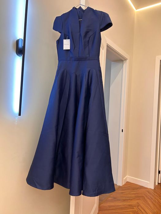 Новое красивое платье