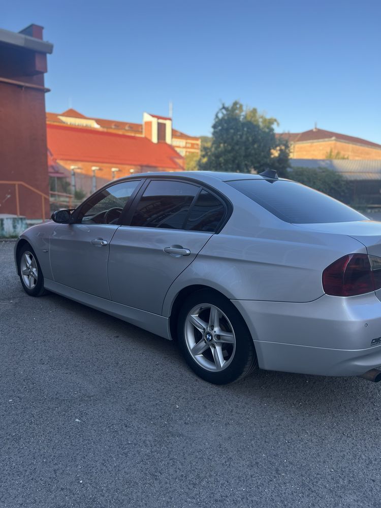 BMW 320 M Pachet (Neogociabil)