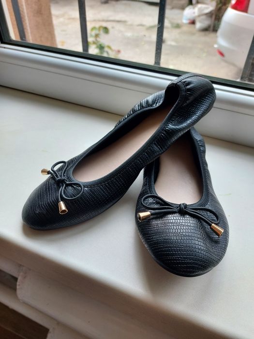 Продам балетки женские