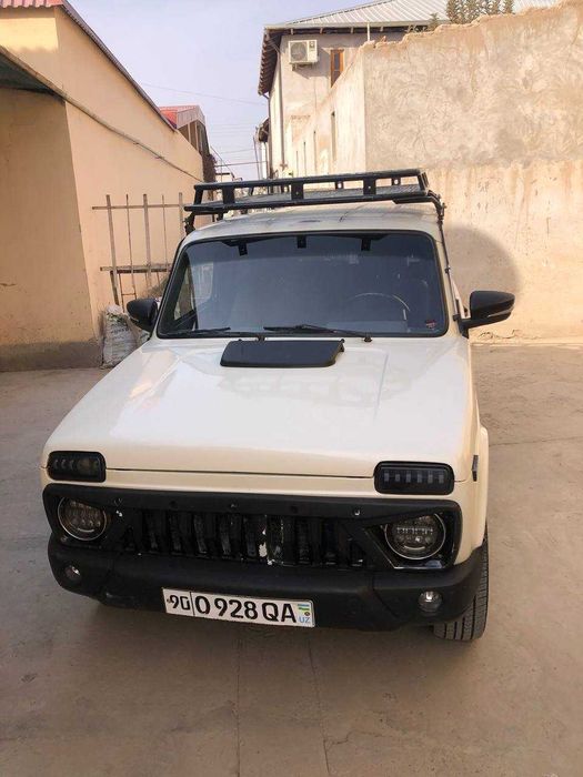 Срочно продаеться!Нива в идеальном состояний!!