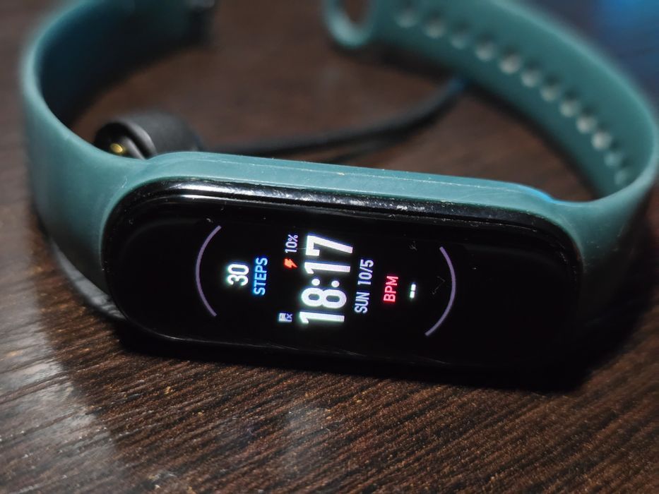 Smartband Amazfit 5 + brățară nouă
