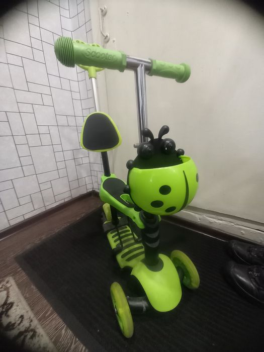 Продам самокат 5000 тыс