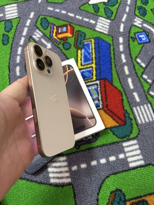 Iphone 16 Pro 128GB Desert  Titanium