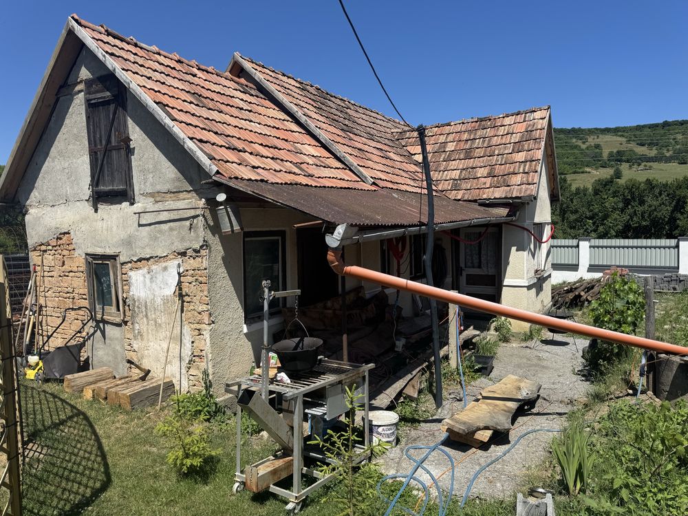 casa de vanzare cu tot ce se vede in poze