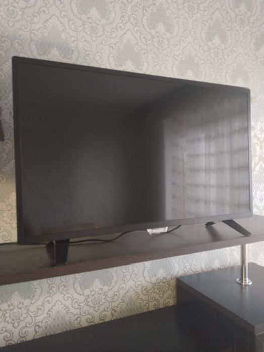 Телевизор PHILIPS