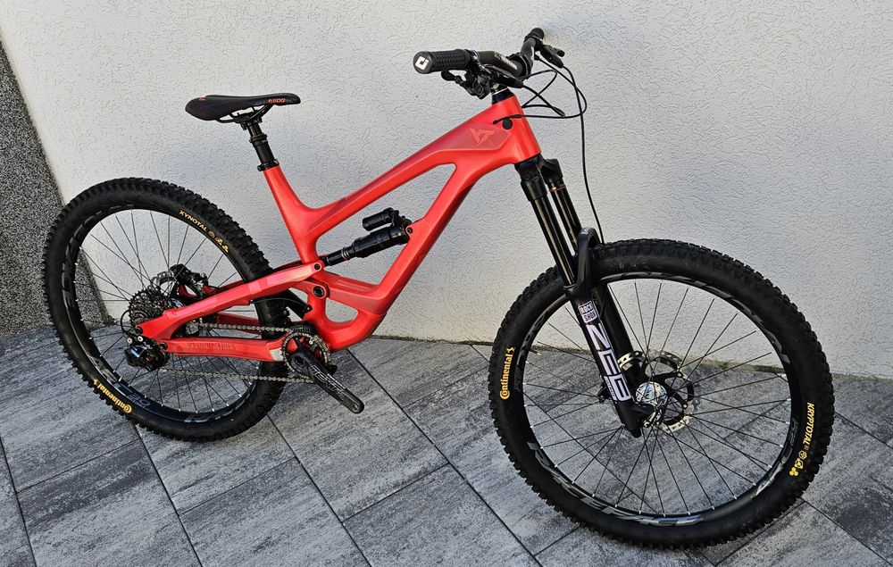 YT Capra Industry Nine Zeb ultimate bicicleta carbon mtb Fully