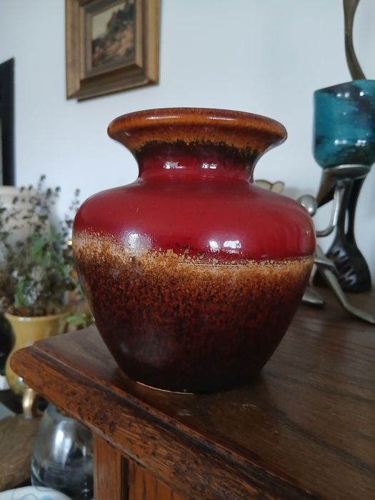 Vaza din ceramica,realizata după tehnica Fat lava de Scheurich.