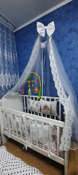 детская кроватка