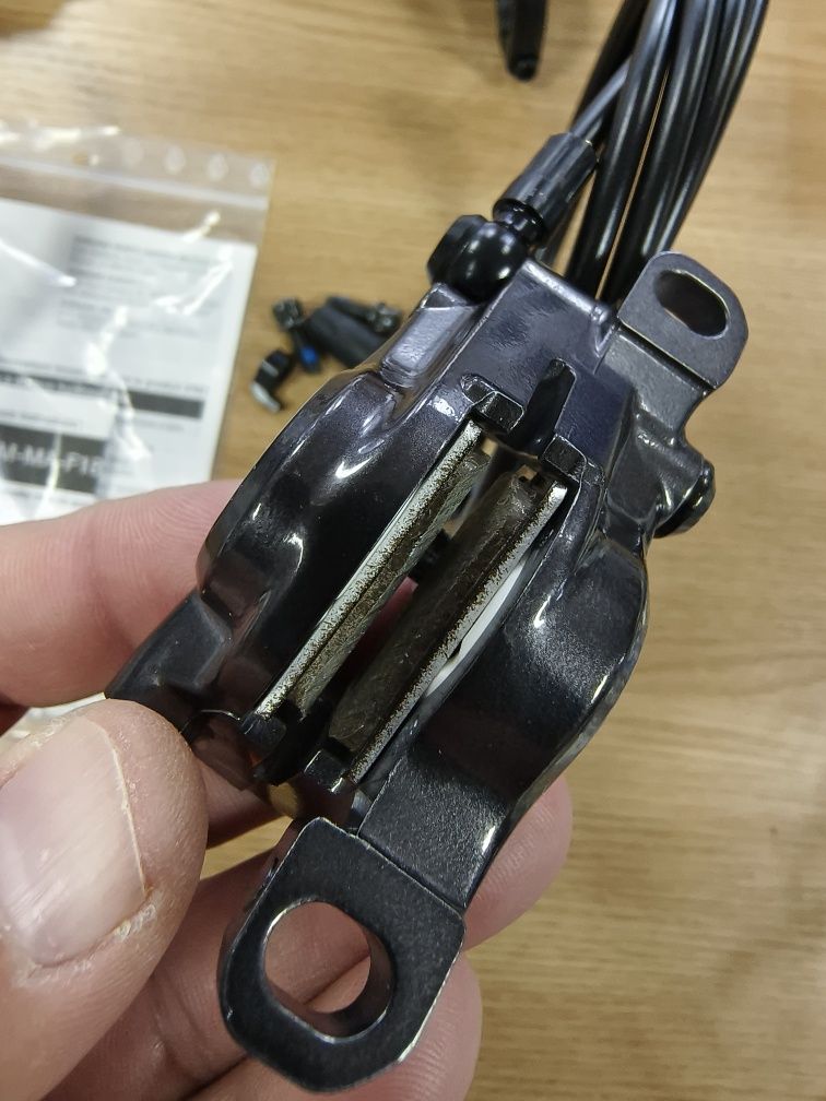 Комплект Shimanо Deore XT лостове BL-T8100,калипери BR-M8120/8100 4+2