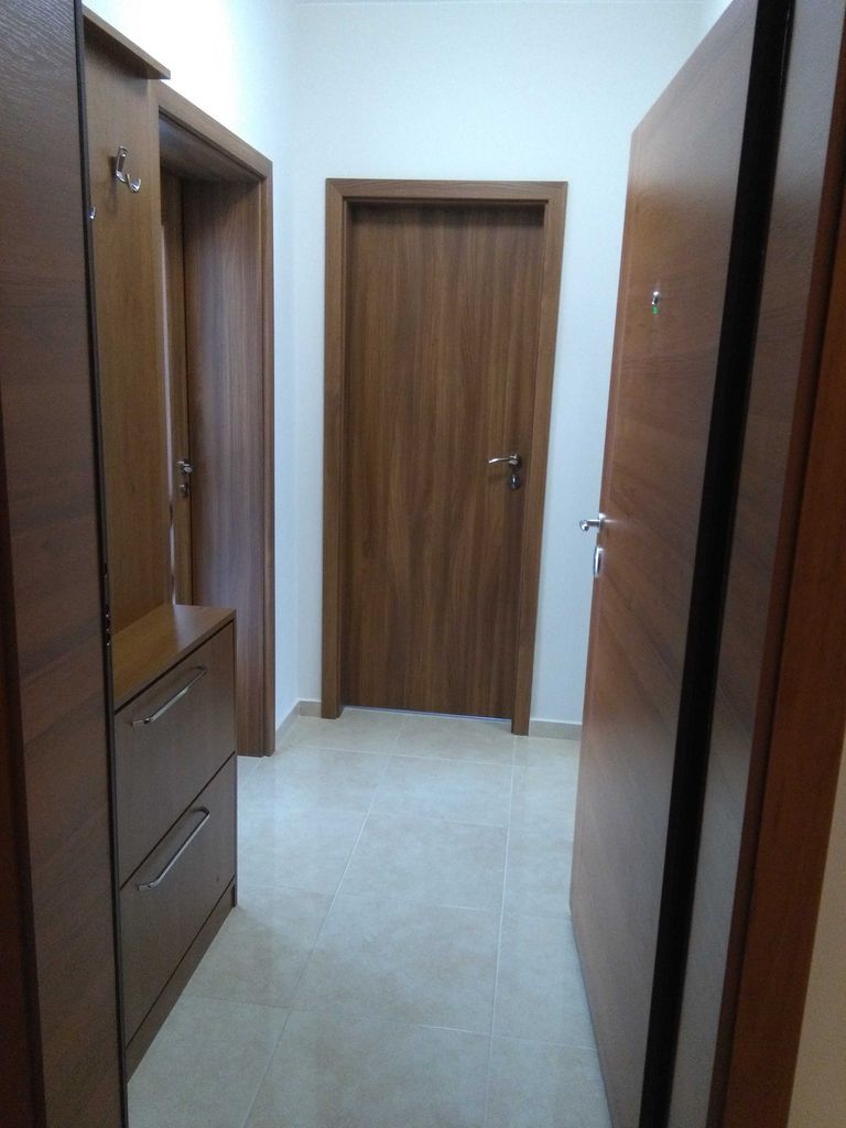 Дава се под наем Двустаен апартамент в Пловдив, Тракия - 78 кв.м за 392.7 € - Снимка #7