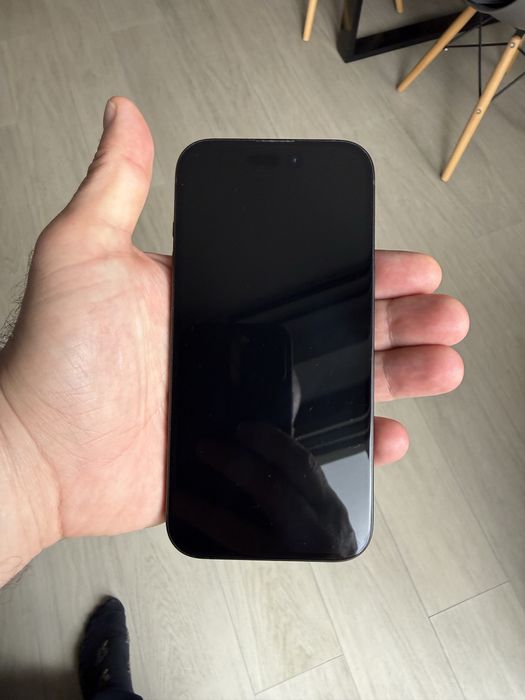 iPhone 15 black 128gb