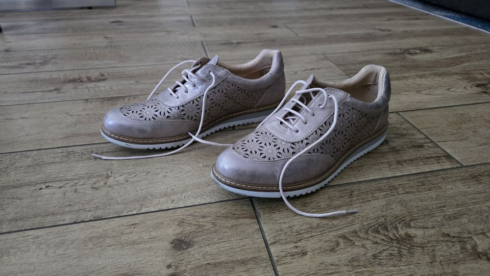 Pantofi damă din piele naturală Caprice, mărimea 41