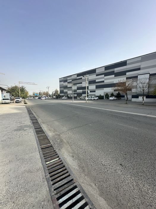 Tayor 2 ta Boks arendaga beraldi